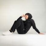 Mens FARI Sweatshirt - Image 8