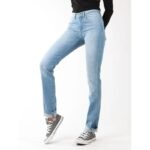 Wrangler Caitlin Blue Baloo 4