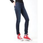 Wrangler Courtney Blue Shelter 6