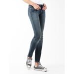Wrangler Courtney Storm Break