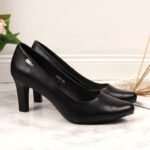 Black pumps with a block heel W Sergio Leone - Image 4
