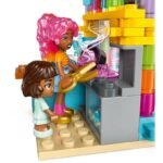LEGO FRIENDS 42649 Heartlake Candy Shop - Image 6