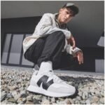 New Balance 327 M MS327CWB shoes - Image 2