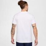 Nike Chelsea FC Crest Tee FV8568-100 - Image 3