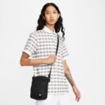 Nike Heritage DX6614-010 Waist Bag - Image 3