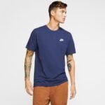 Nike Sportswear T-shirt M AR4997-410 - Image 4