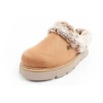 Skechers Cozy Blend slipper shoes for women, insulated slip-on sneakers - Image 3