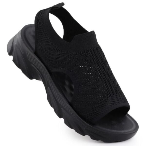 Womens closed-toe black sandals Potocki TO90302