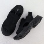 Womens closed-toe black sandals Potocki TO90302 - Image 4