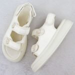Womens cream platform sandals Potocki PY16337 - Image 4
