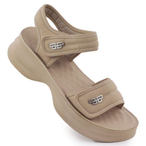 Womens sandals with thick soles and Velcro, beige Potocki 105300