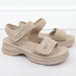Womens sandals with thick soles and Velcro, beige Potocki 105300 - Image 3