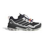 adidas TERREX Skychaser GTX low trekking shoes - cblack/cblack/green