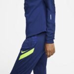 Nike Therma-FIT Strike Winter Warrior W sweatshirt DD0694-492 - Image 4