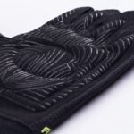 IQ Ilario M 92800595426 training gloves - Image 3