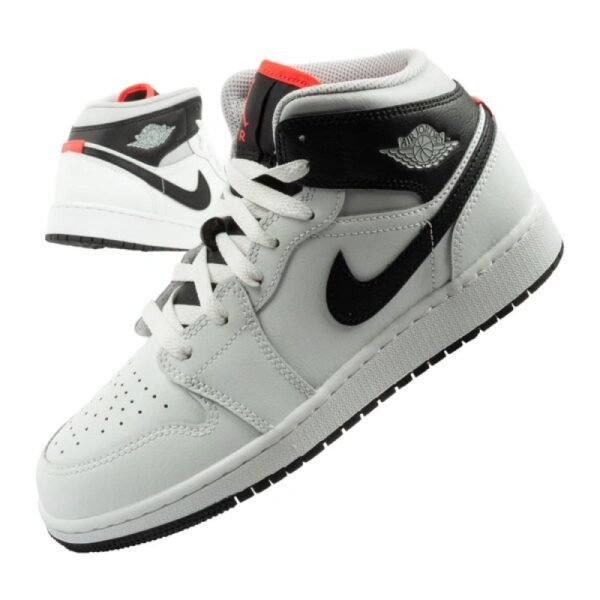 Nike Air Jordan 1 womens high-top sports shoes fashionable sneakers white black