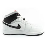 Nike Air Jordan 1 womens high-top sports shoes fashionable sneakers white black - Image 4