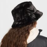 Nike APEX Insulated Hat HF7194-010 - Image 2