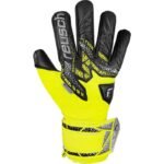 Reusch Attrakt Freegel Gold X 55 72 955 2025 gloves - Image 2