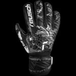 Reusch Attrakt Resist Junior childrens goalkeeper gloves black (53/72/615/7700) - Image 4