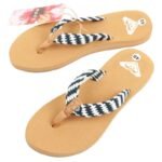 Roxy Porto womens flip-flops, fashionable and comfortable for the beach - Image 2