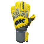4Keepers Force V2.23 RF M S874708 Goalkeeper Gloves - Image 2