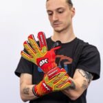 4keepers Neo Elegant Neo Lava RF2G S982862 goalkeeper gloves - Image 4