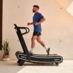 BODYTONE ZROT4 CURVED MECHANICAL TREADMILL - Image 4