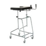 Four-wheeled support type pulpit - walker