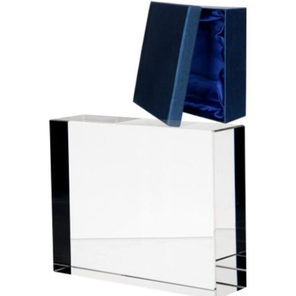 Glass trophy