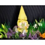 gnome 20cm yellow with honey spoon spring decoration - Image 5
