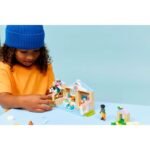LEGO Friends 42696 Veterinary Clinic - Image 8