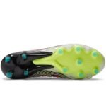 New Balance Tekela V4+ Pro Low FG M ST1FLH45 shoes - Image 4