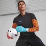Puma Ultra Grip 1 Tricks Hybrid 41853 01 Goalkeeper Gloves - Image 2
