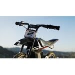 Razor MX125 Dirt Rocket Electric Motorbike (15173802) - Image 4