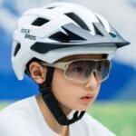 Rockbros LK-67 Youth Bike Helmet with Detachable Visor 54–58 cm - White - Image 5