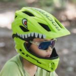 Rockbros TT-32003 Shark Childrens Bike Helmet with Detachable Jaw Size S (48-52) - Green - Image 5