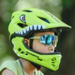 Rockbros TT-32004 Shark Childrens Bike Helmet with Detachable Jaw Size M (54-58) - Green - Image 8
