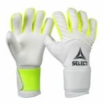 SELECT 88 Kids v26 Goalkeeper Football Gloves - Image 3