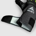 SELECT 90 Flexi Grip v24 Goalkeeper Gloves - Image 4