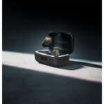 SENNHEISER MOMENTUM TRUE WIRELESS 4 Headphones - BLACK COPPER - Image 7