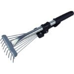 SMALL METAL FAN-SHAPED GARDEN RAKE - Image 6