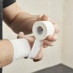 TEJP TAPE SPORTS KINESIOLOGICAL TAPE 7.3Mx3.8CM DUNLOP WHITE - Image 3