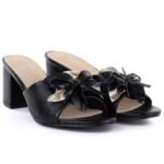 Womens black flower-topped flip-flops Potocki LE20336 - Image 3