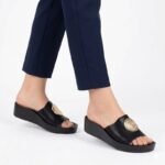 Womens black platform flip-flops Potocki 43326 - Image 4