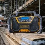 18/54V XR DCR029-QW DEWALT Construction Radio - Image 4