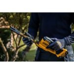 18V DCMHT520N DEWALT Hedge Trimmer - Image 4