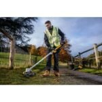 18V DCMST561P1 DEWALT Cordless Trimmer - Image 4