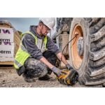 18V Dewalt DCC018N-XJ Cordless Compressor - Image 6