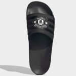 Adidas Adilette Man United HQ2591 flip-flops - Image 3
